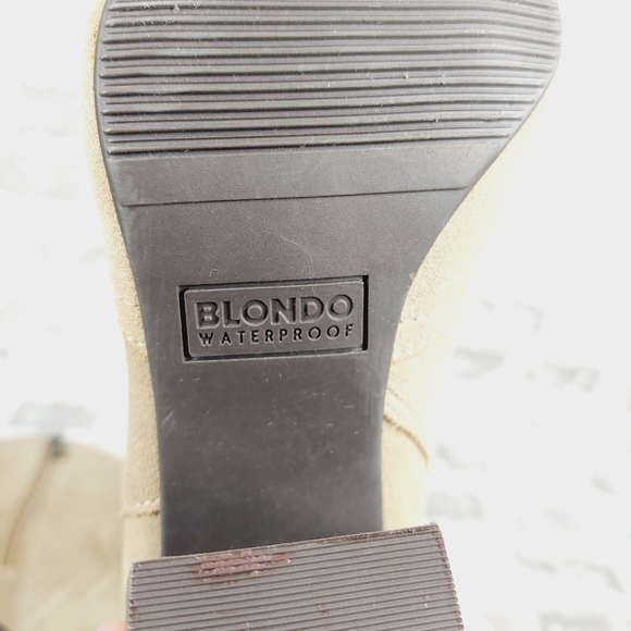 NEW Blondo Women's Sadie Waterproof Tan Suede Ankle Booties I624 - Picture 9 of 13